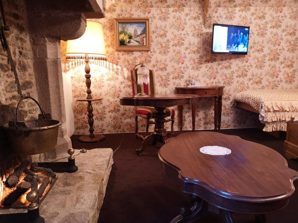 Manoir De La Foulerie Bed & Breakfast Ancteville Екстериор снимка